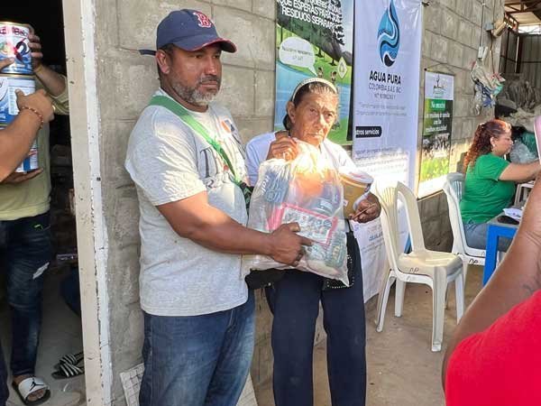 Distribución de insumos básicos